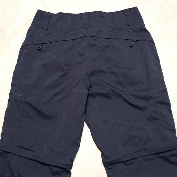 LL Bean Women's Convertible Nylon Cargo Pants Zip Off Shorts Size 2 (Fits 28x30) - Picture 4 of 9